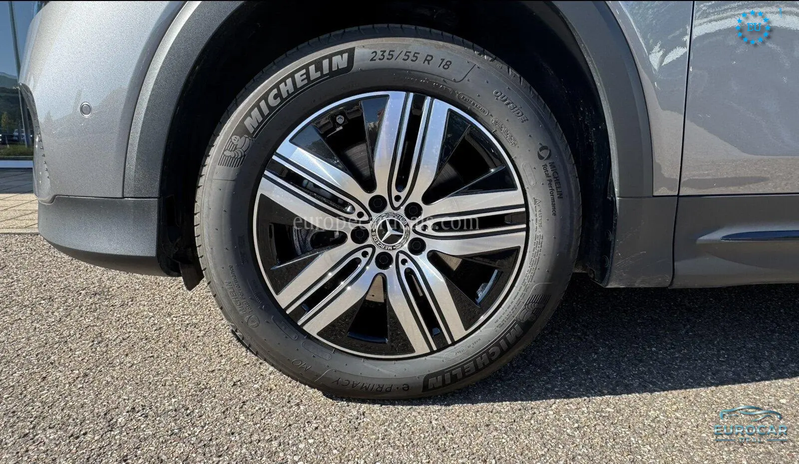 Mercedes-Benz EQB