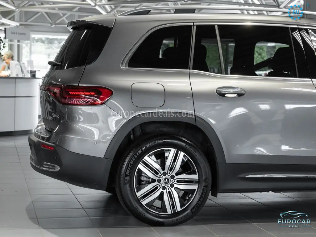 Mercedes-Benz EQB