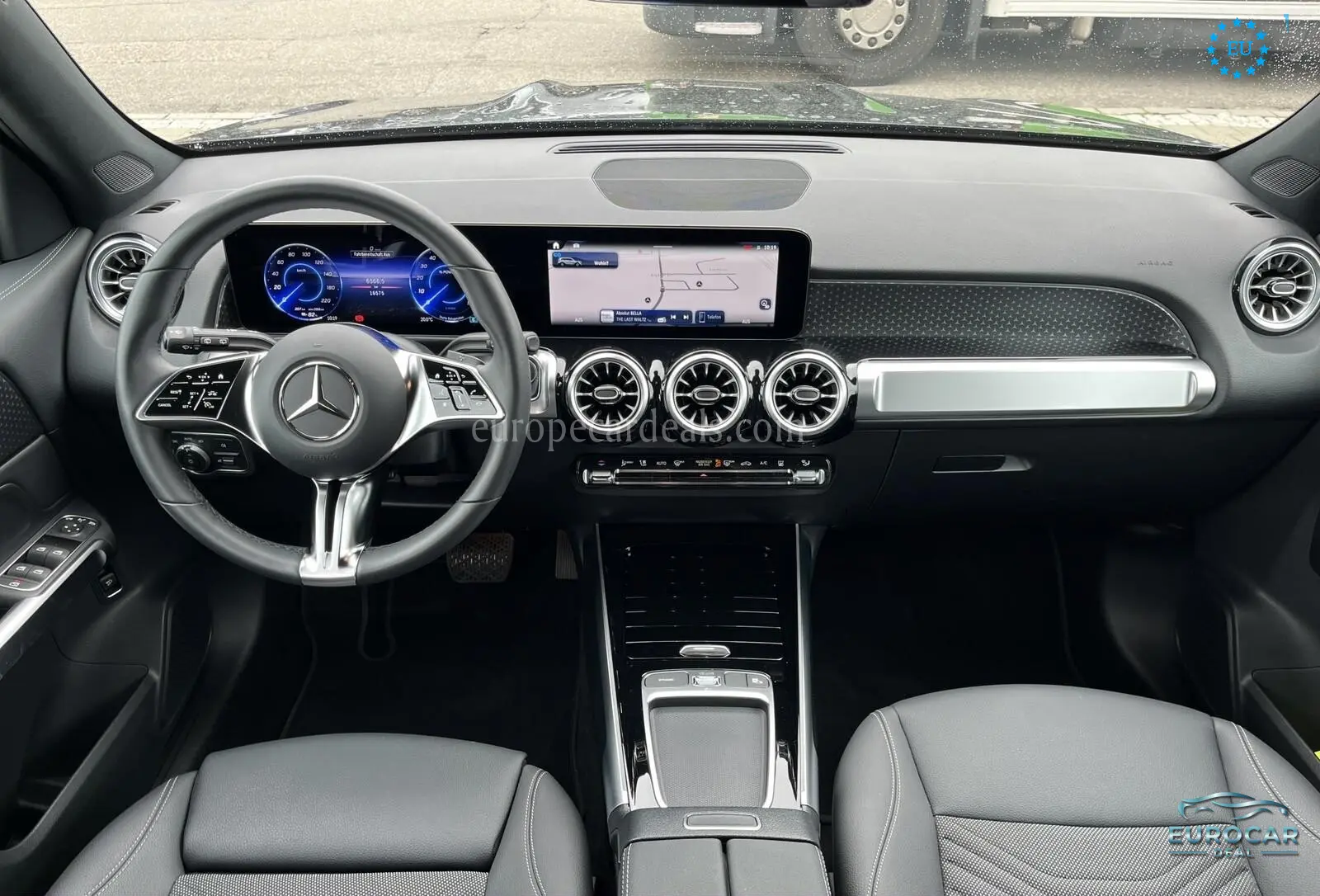 Mercedes-Benz EQB