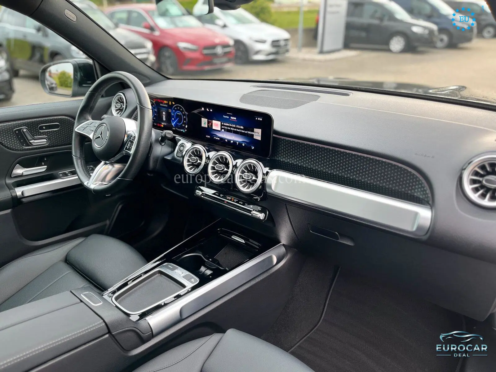 Mercedes-Benz EQB