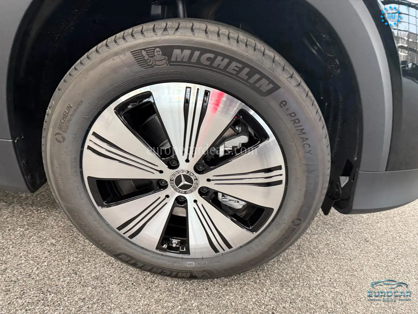 Mercedes-Benz EQB