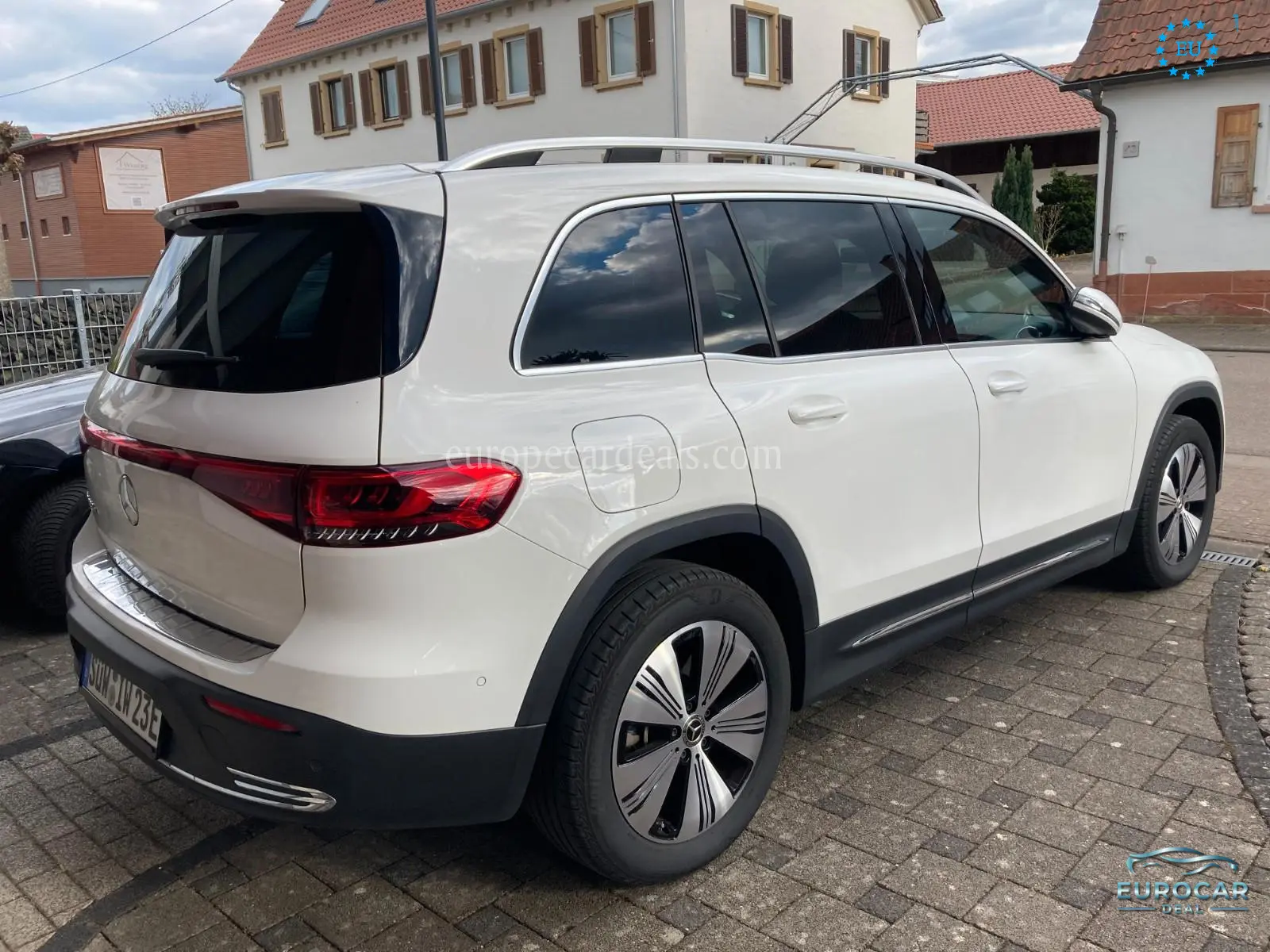 Mercedes-Benz EQB