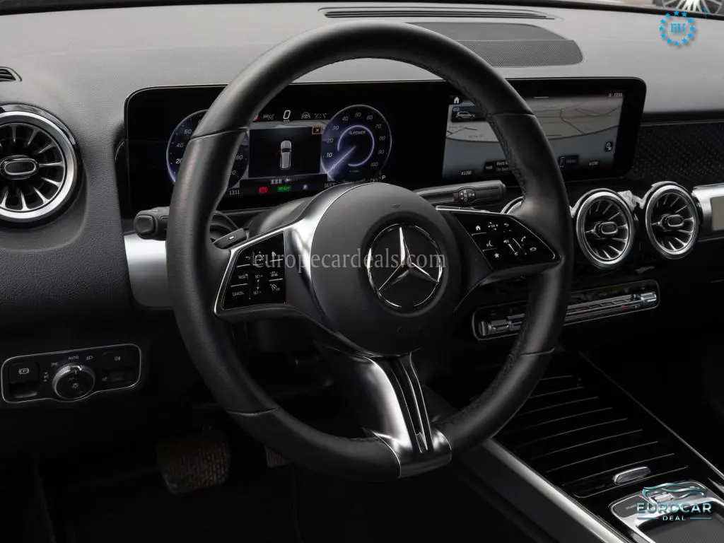 Mercedes-Benz EQB