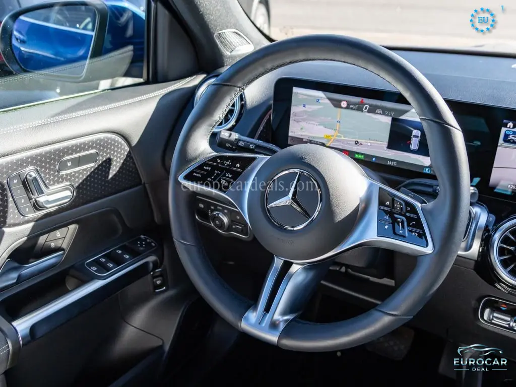 Mercedes-Benz EQB