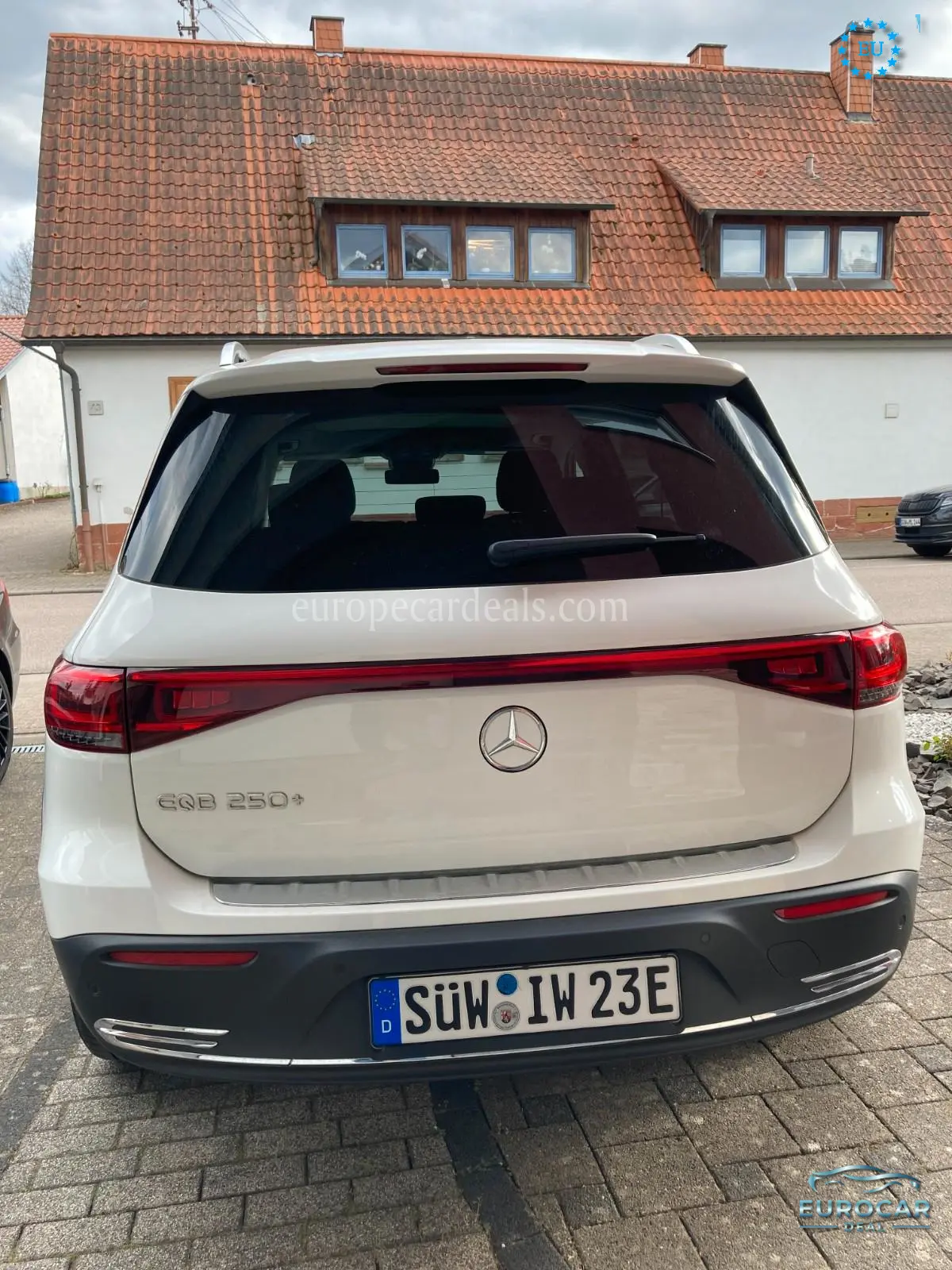 Mercedes-Benz EQB