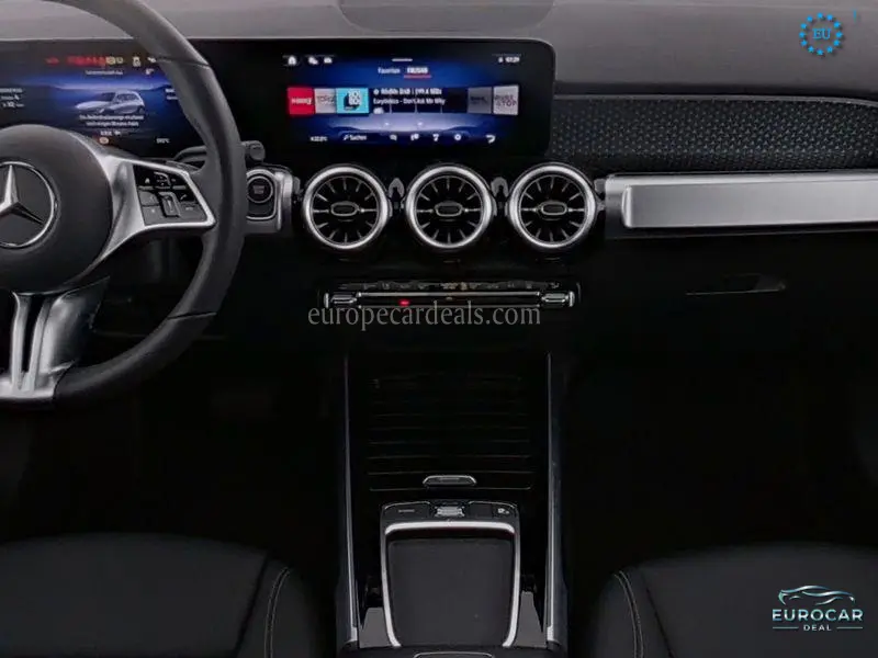 Mercedes-Benz EQB
