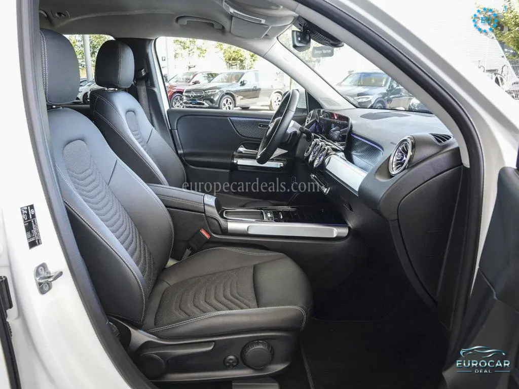 Mercedes-Benz EQB