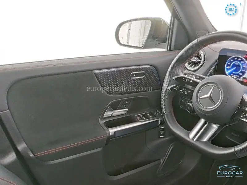 Mercedes-Benz EQB