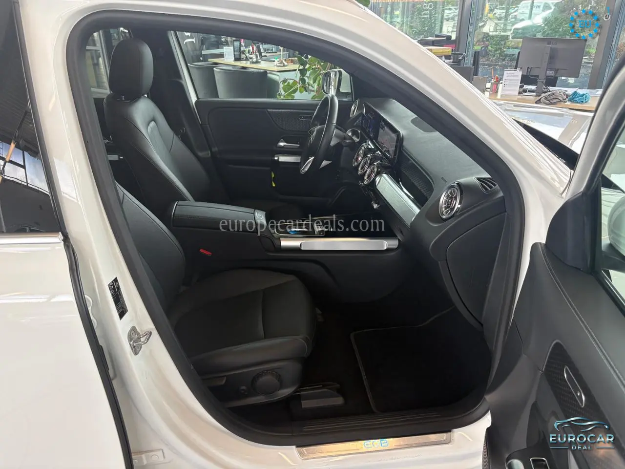 Mercedes-Benz EQB