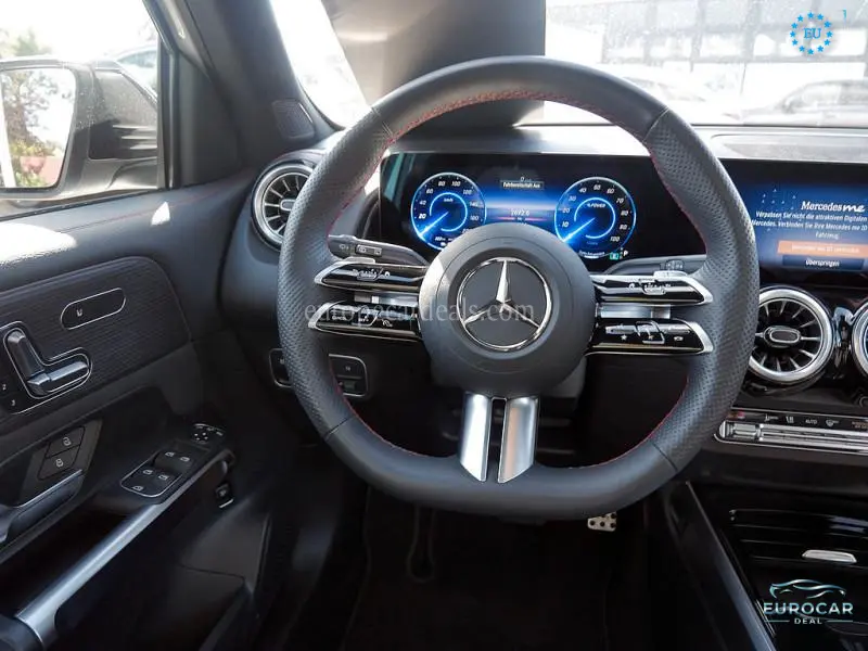 Mercedes-Benz EQB