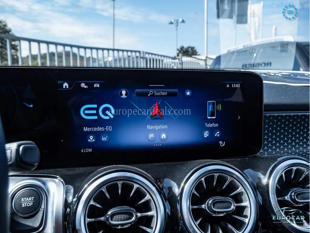 Mercedes-Benz EQB
