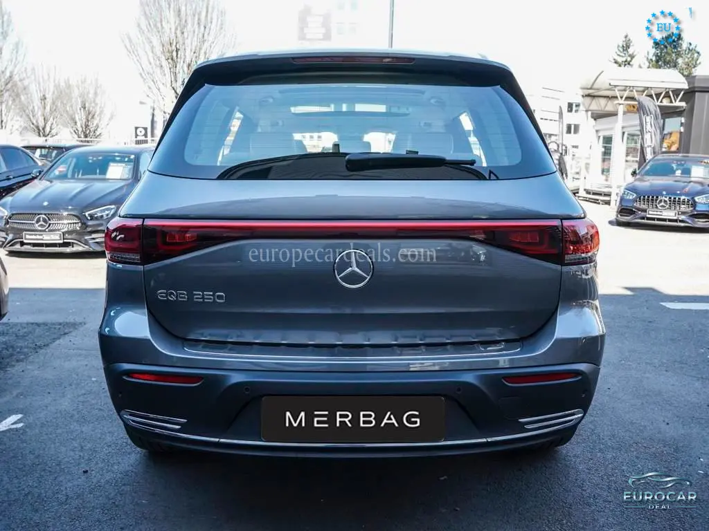 Mercedes-Benz EQB