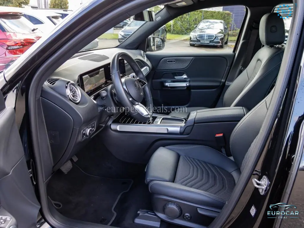 Mercedes-Benz EQB