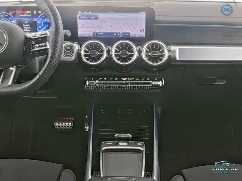 Mercedes-Benz EQB