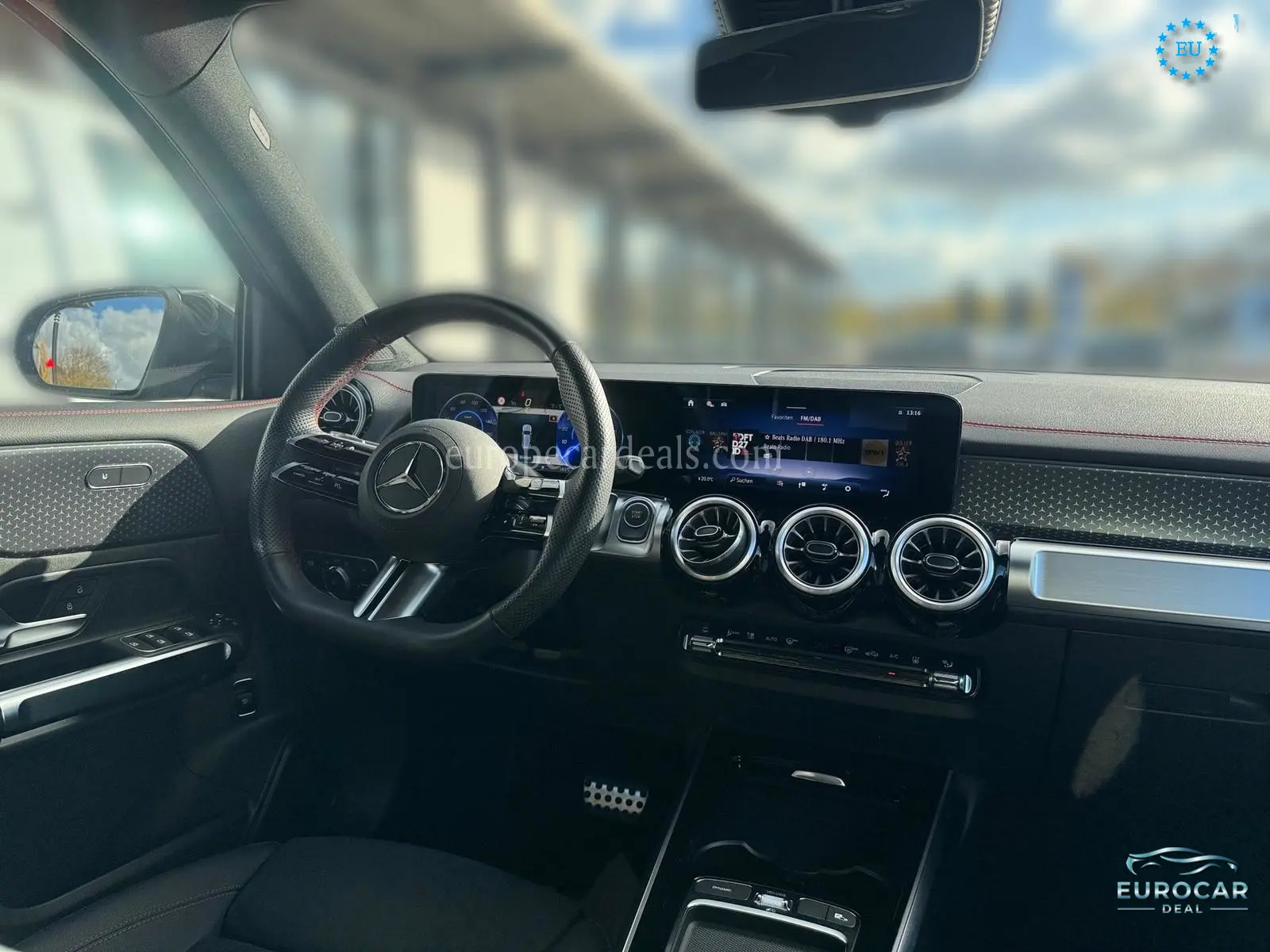 Mercedes-Benz EQB