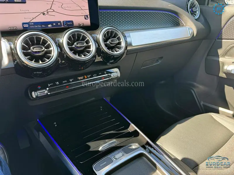 Mercedes-Benz EQB