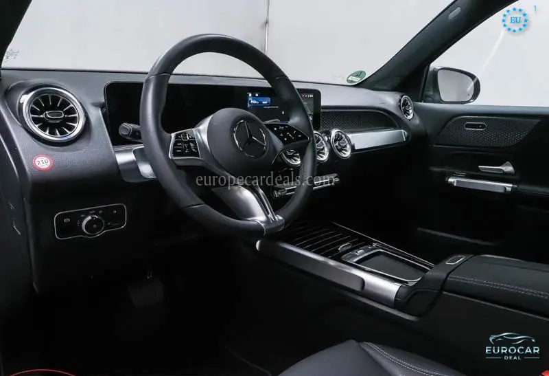 Mercedes-Benz EQB