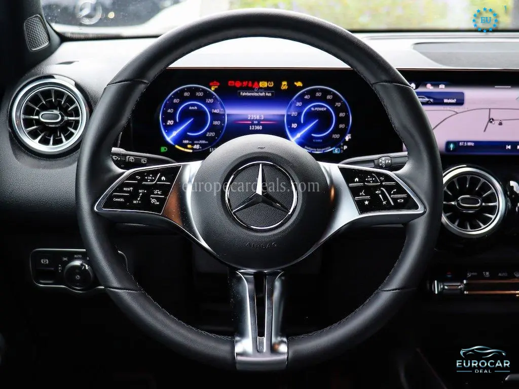 Mercedes-Benz EQB