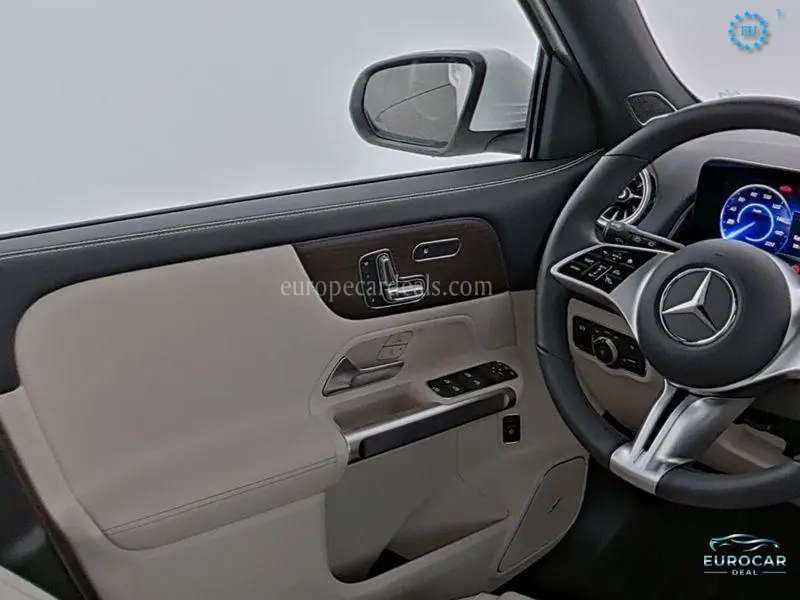 Mercedes-Benz EQB