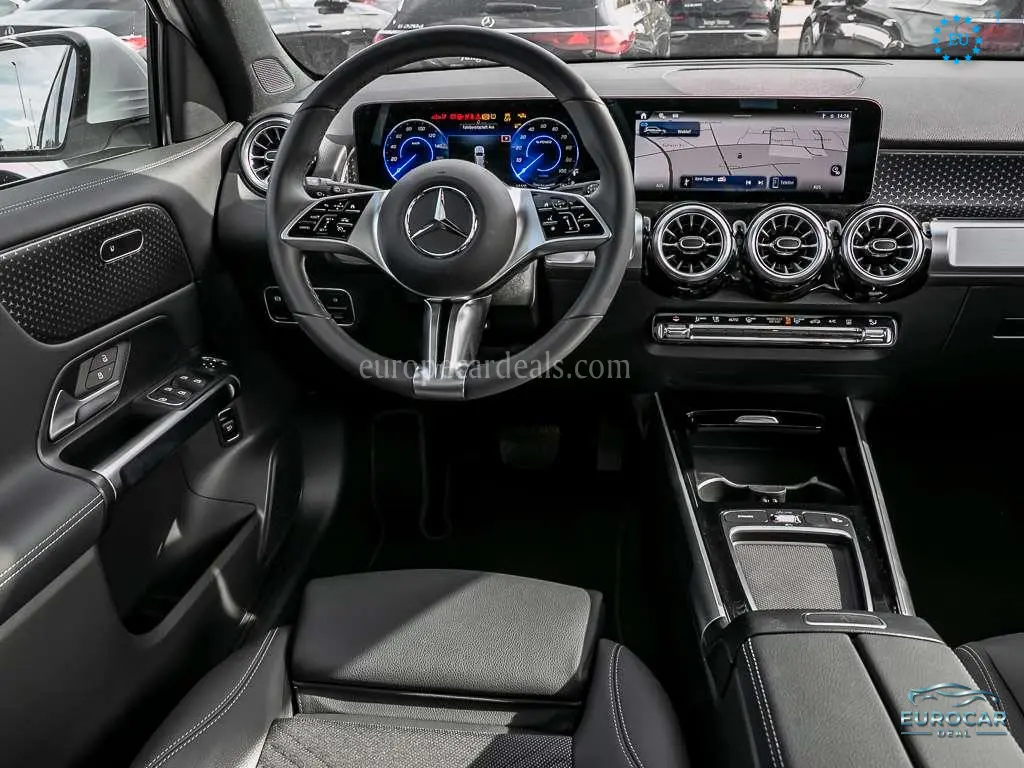 Mercedes-Benz EQB
