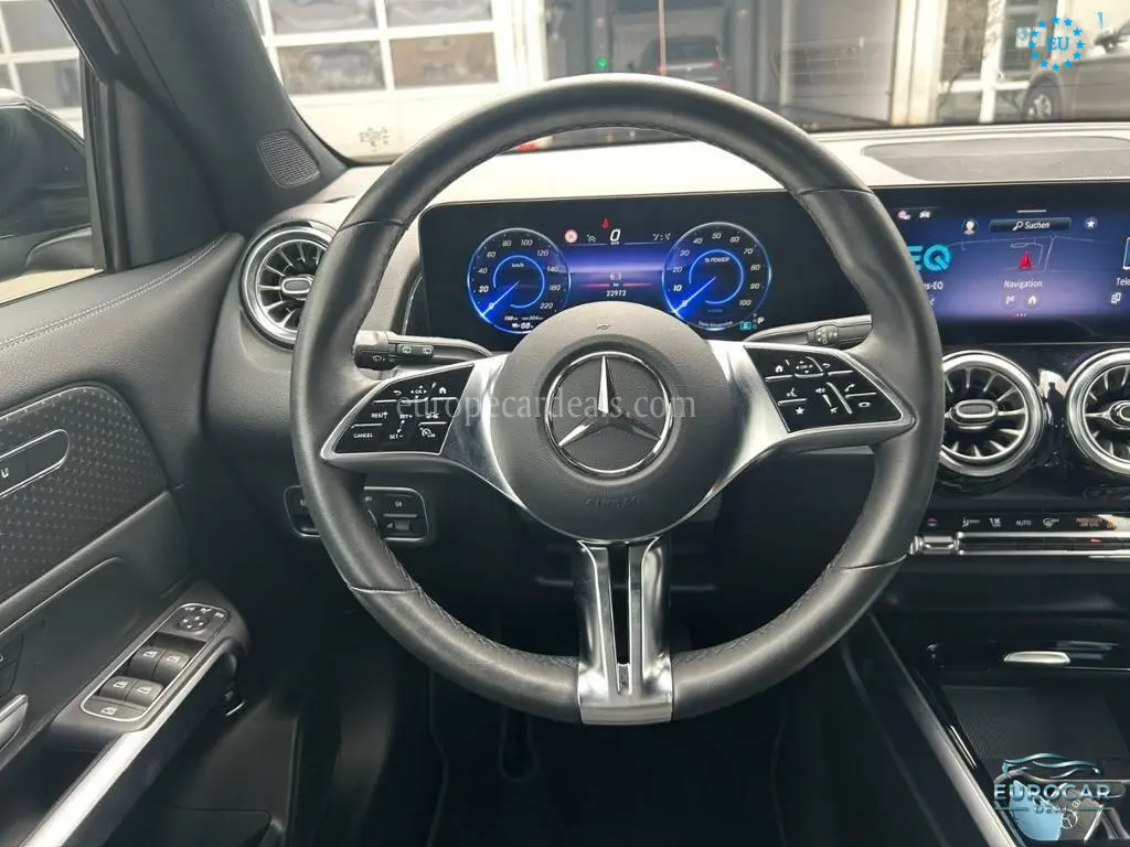 Mercedes-Benz EQB