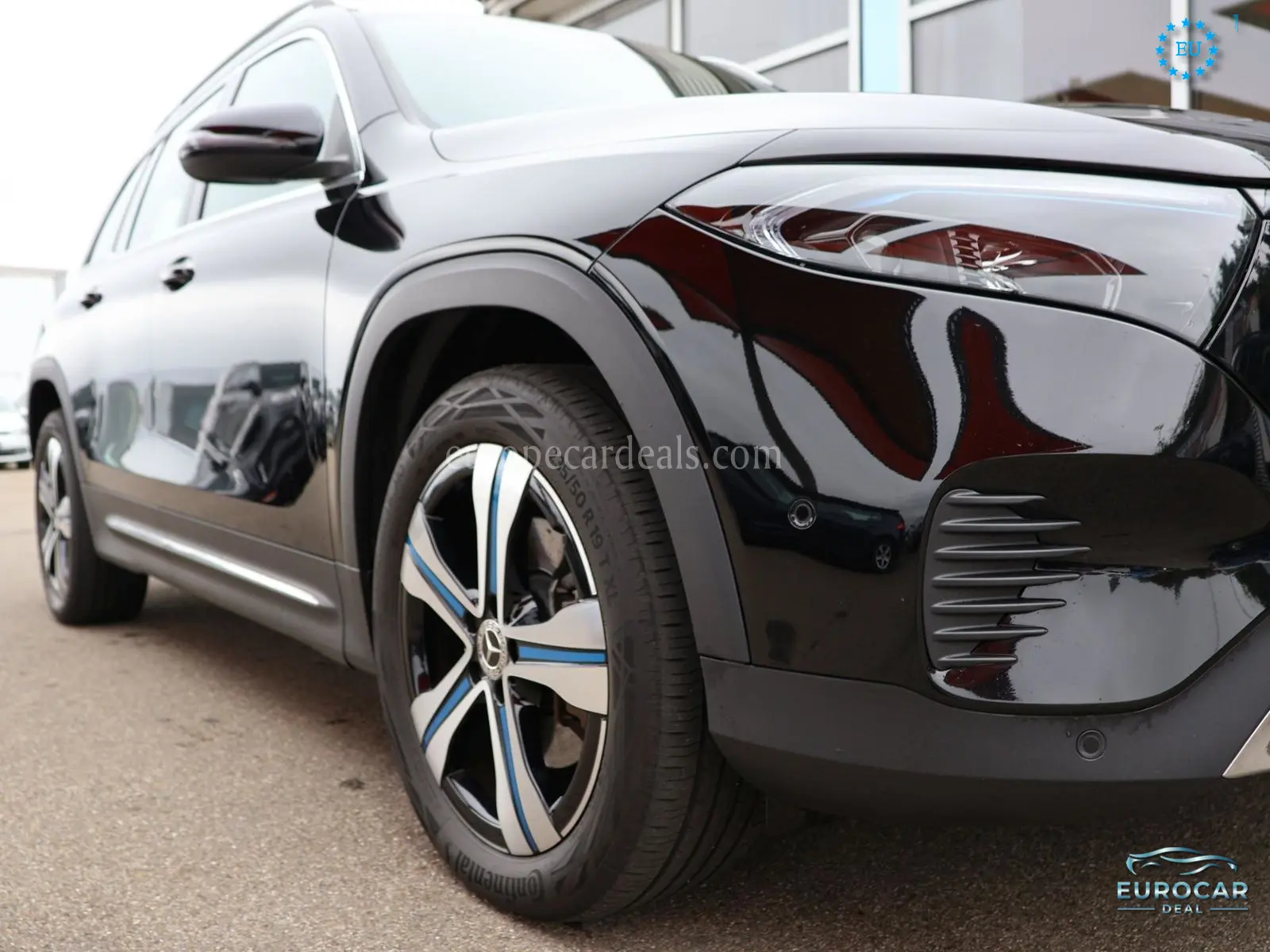 Mercedes-Benz EQB