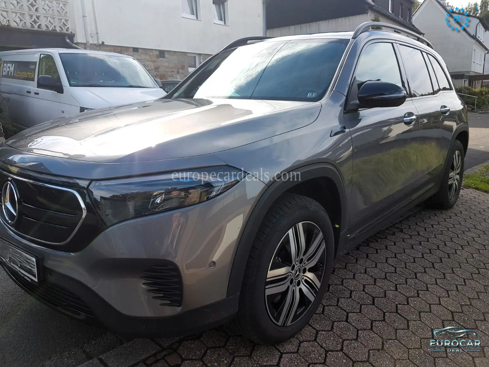 Mercedes-Benz EQB