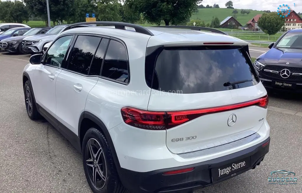Mercedes-Benz EQB