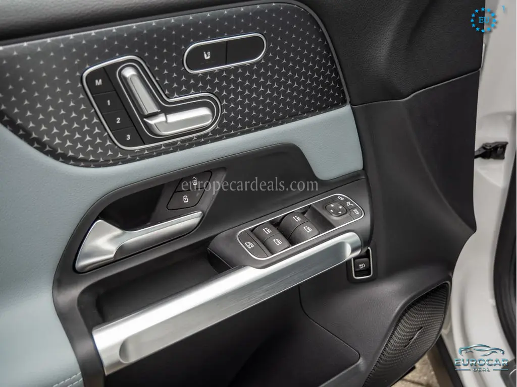 Mercedes-Benz EQB