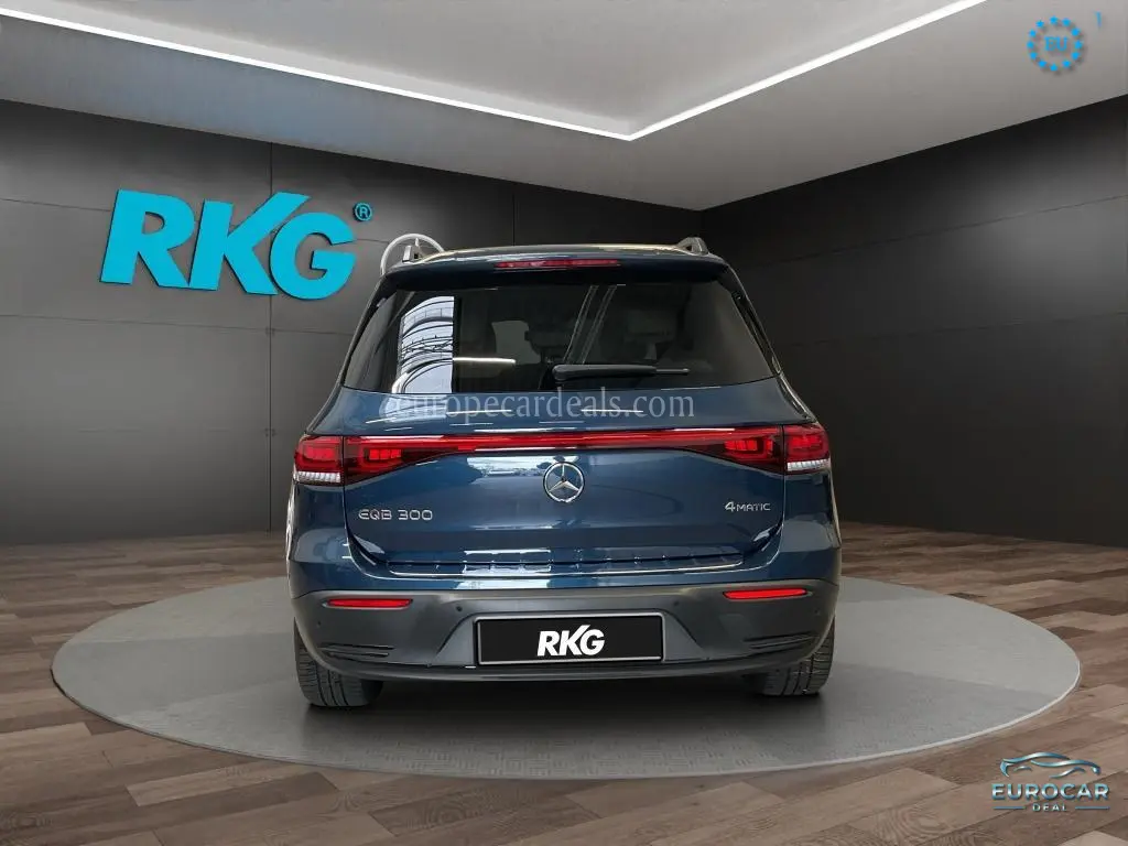 Mercedes-Benz EQB