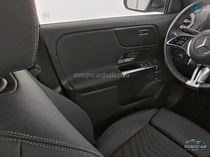 Mercedes-Benz EQB