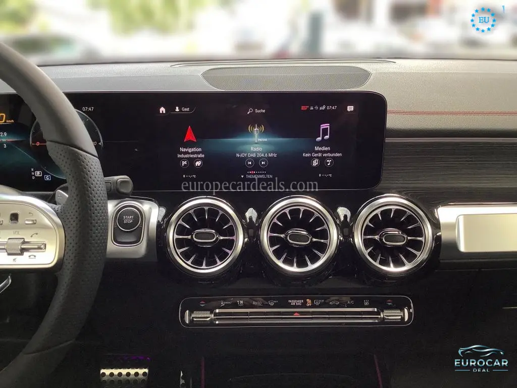 Mercedes-Benz EQB