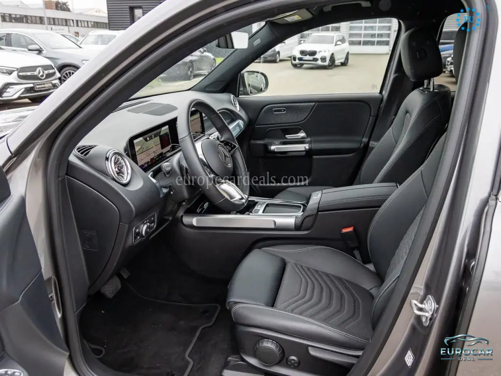 Mercedes-Benz EQB