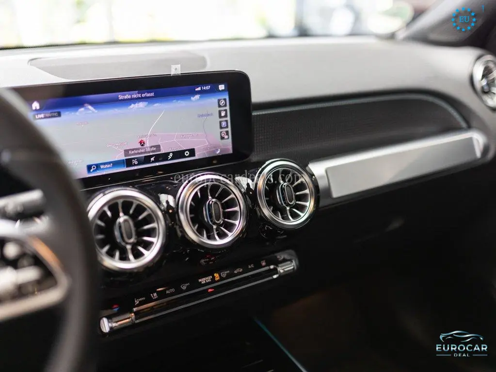 Mercedes-Benz EQB