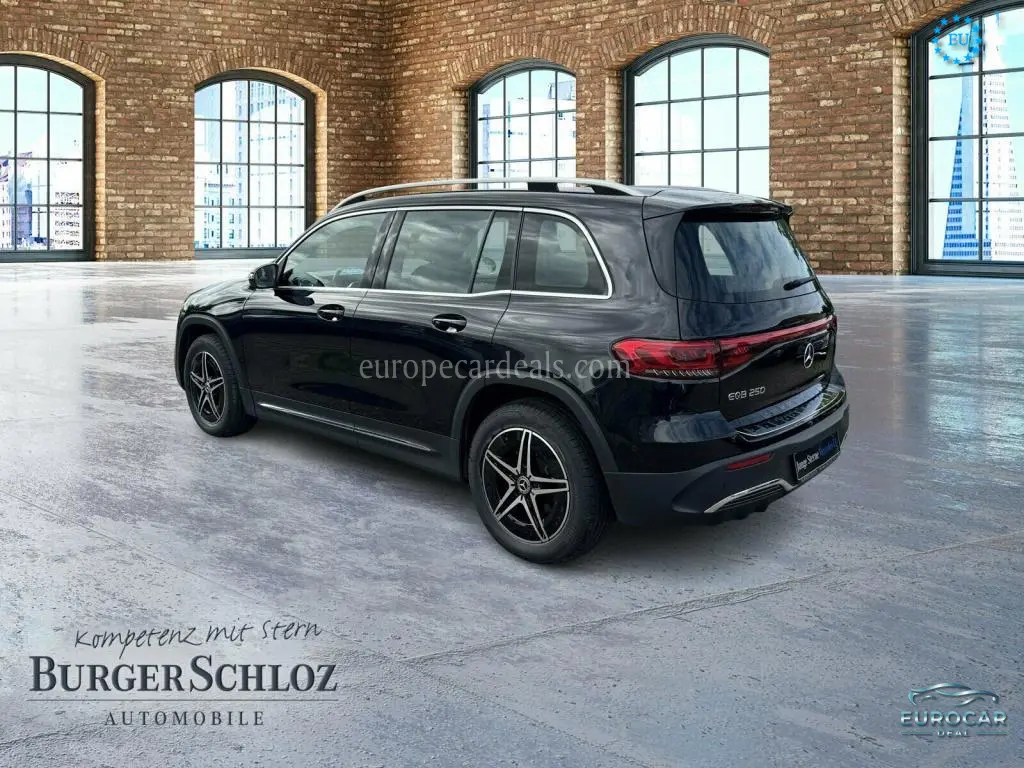 Mercedes-Benz EQB