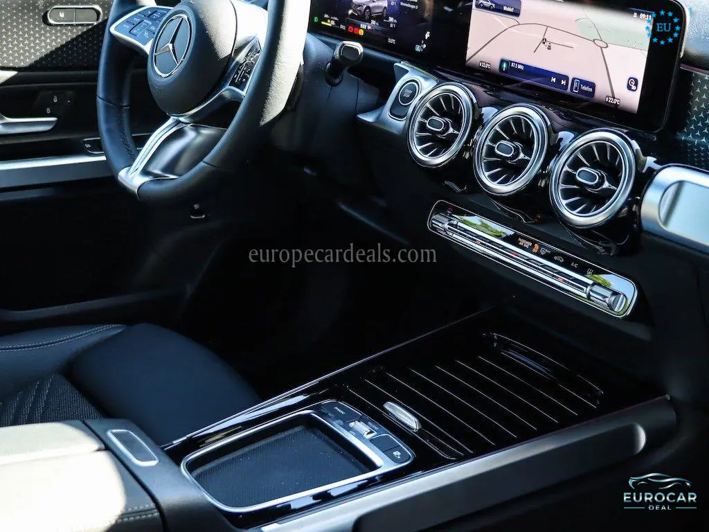 Mercedes-Benz EQB