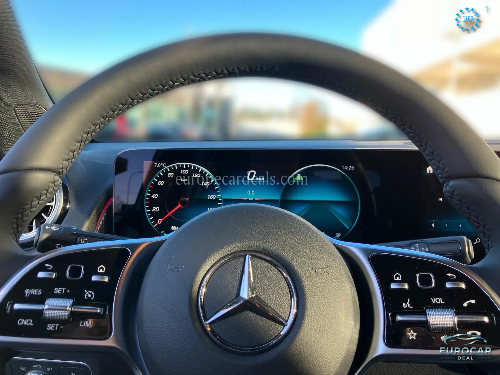 Mercedes-Benz EQB