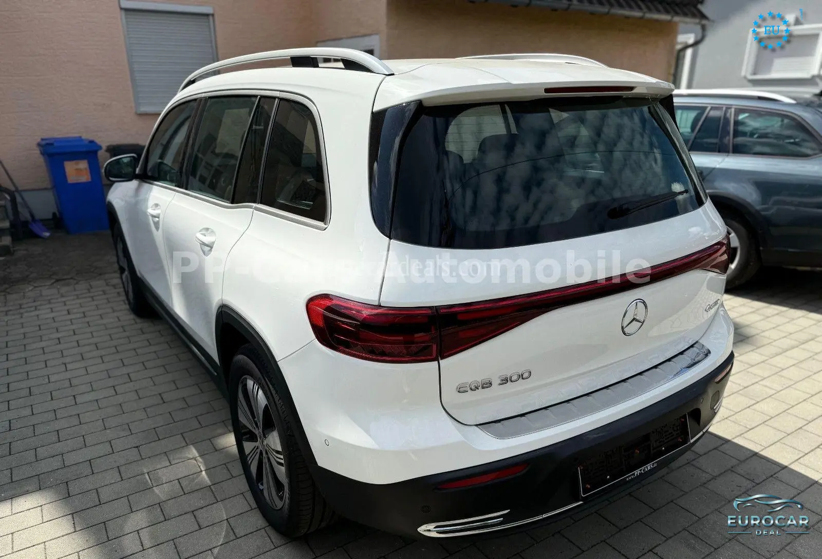 Mercedes-Benz EQB