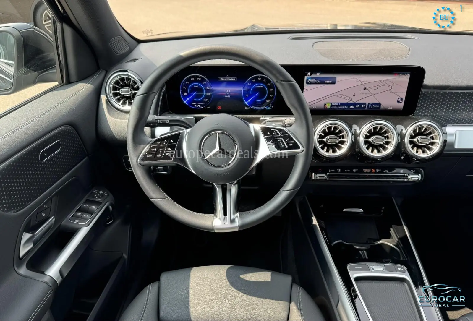 Mercedes-Benz EQB