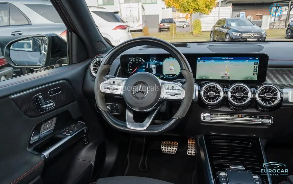 Mercedes-Benz EQB