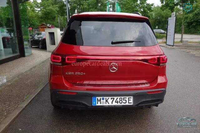 Mercedes-Benz EQB