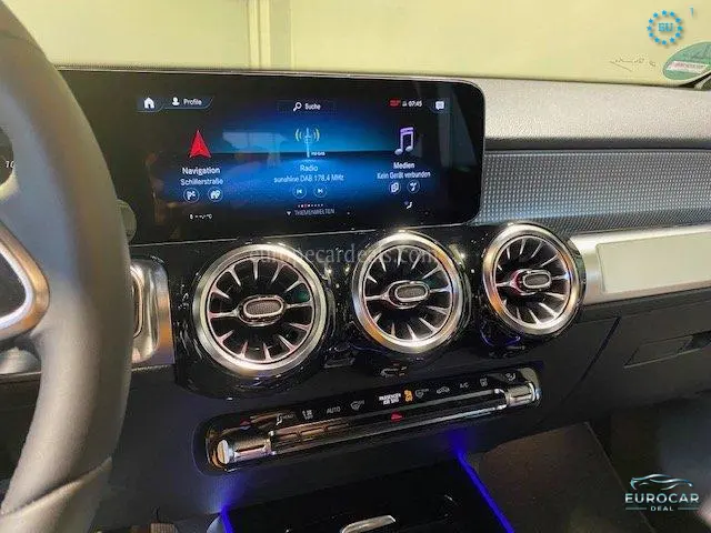 Mercedes-Benz EQB
