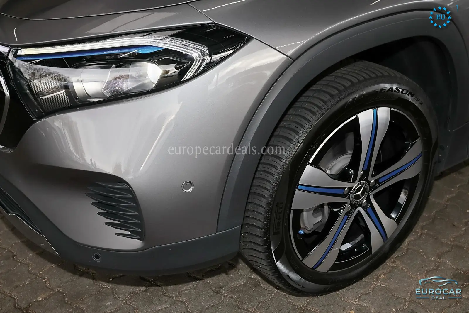 Mercedes-Benz EQB