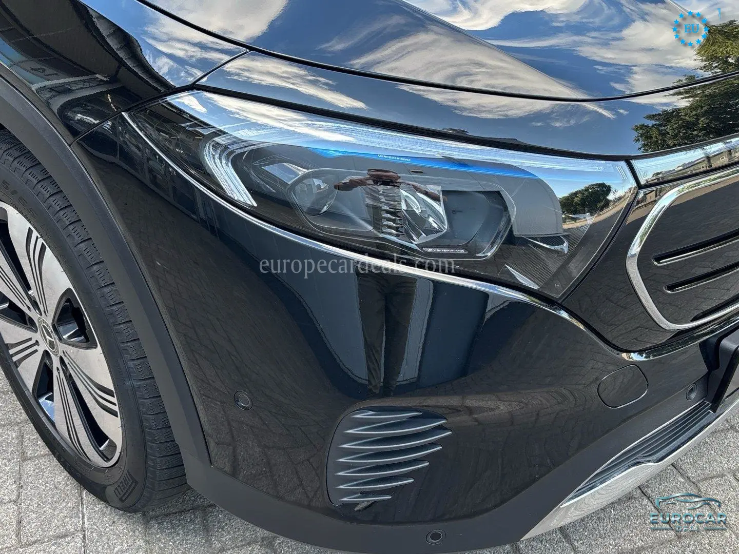 Mercedes-Benz EQB