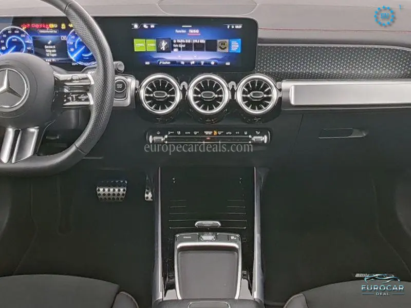 Mercedes-Benz EQB