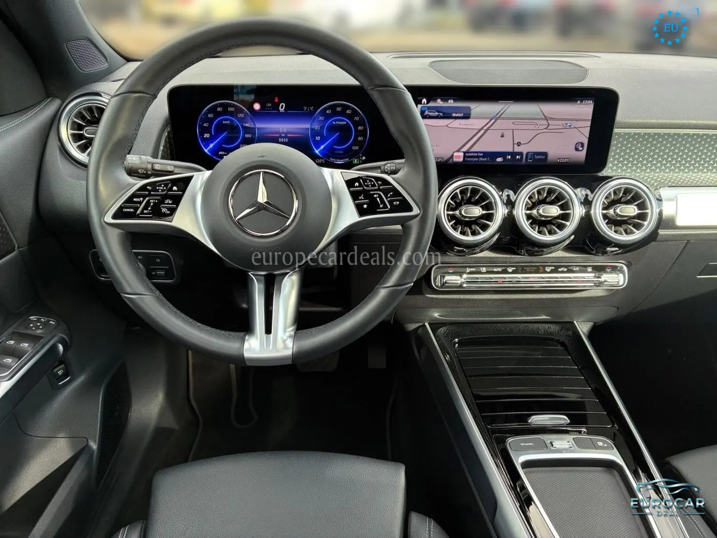 Mercedes-Benz EQB