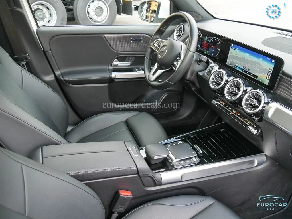Mercedes-Benz EQB