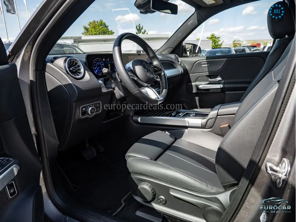 Mercedes-Benz EQB