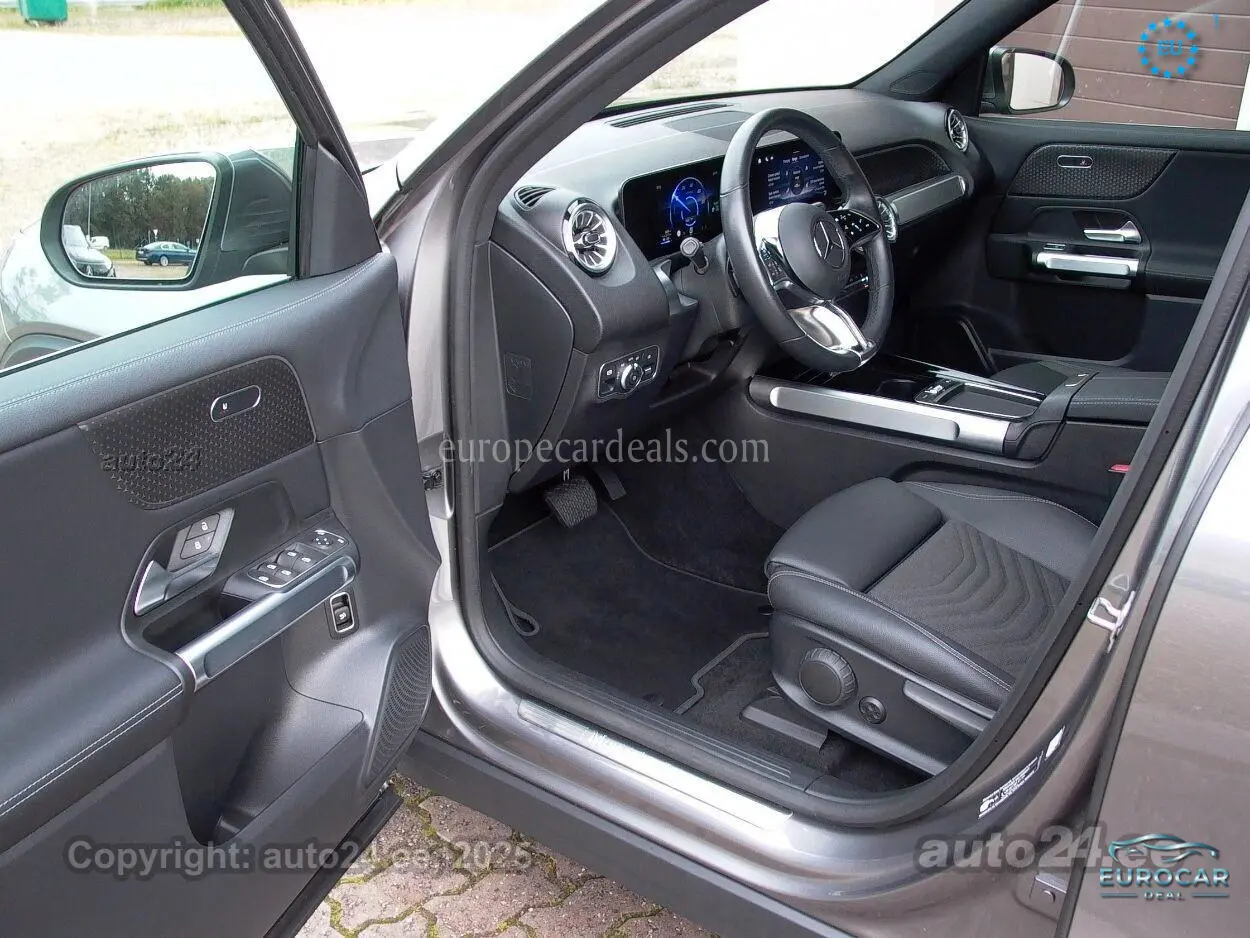 Mercedes-Benz EQB
