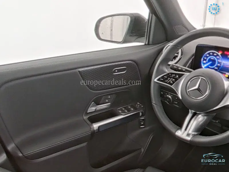 Mercedes-Benz EQB